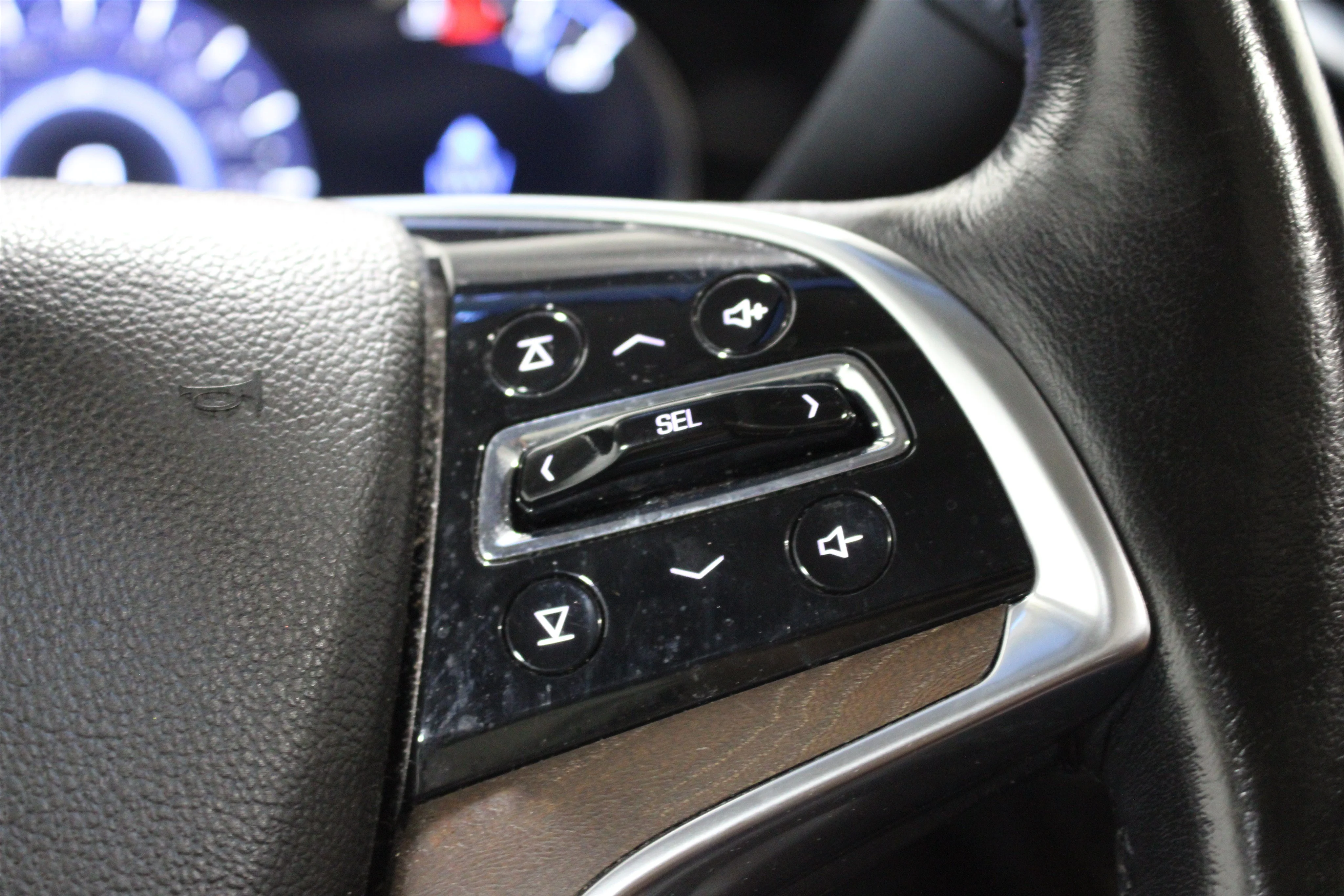 Used 2017 Dark Granite Metallic Cadillac Luxury image 14