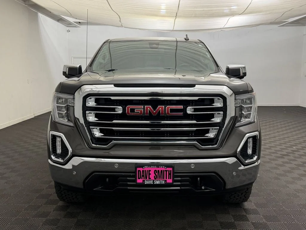 Used 2019 Smokey Quartz Metallic GMC SLT image 6