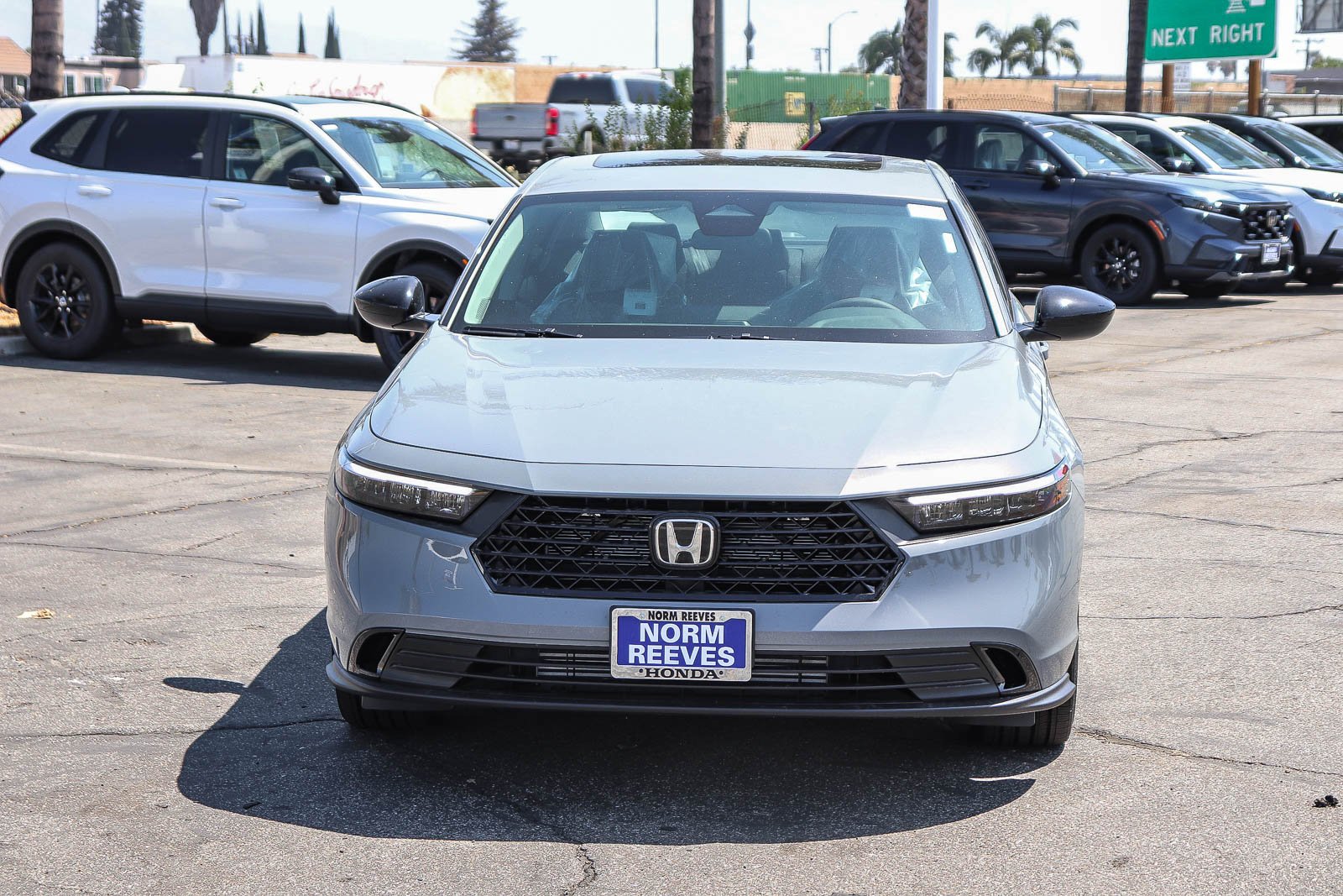 New 2026 Urban Gray Pearl Honda SE CVT image 2