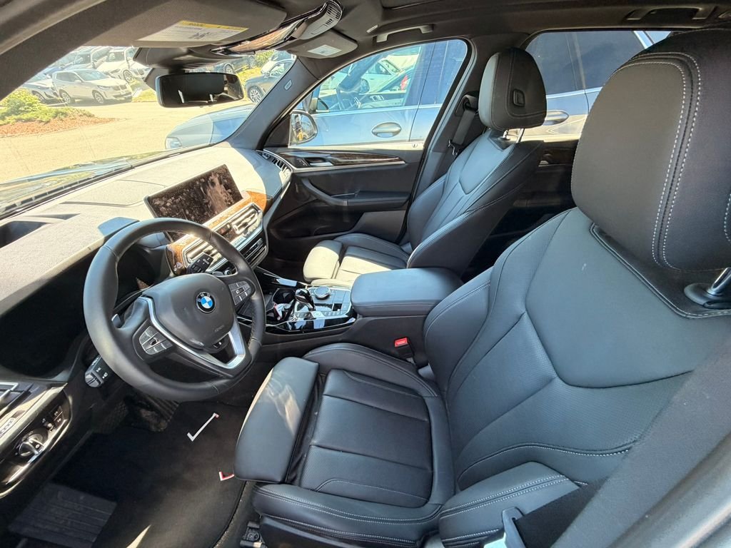 Certified Used 2024 Jet Black BMW xDrive30i image 6