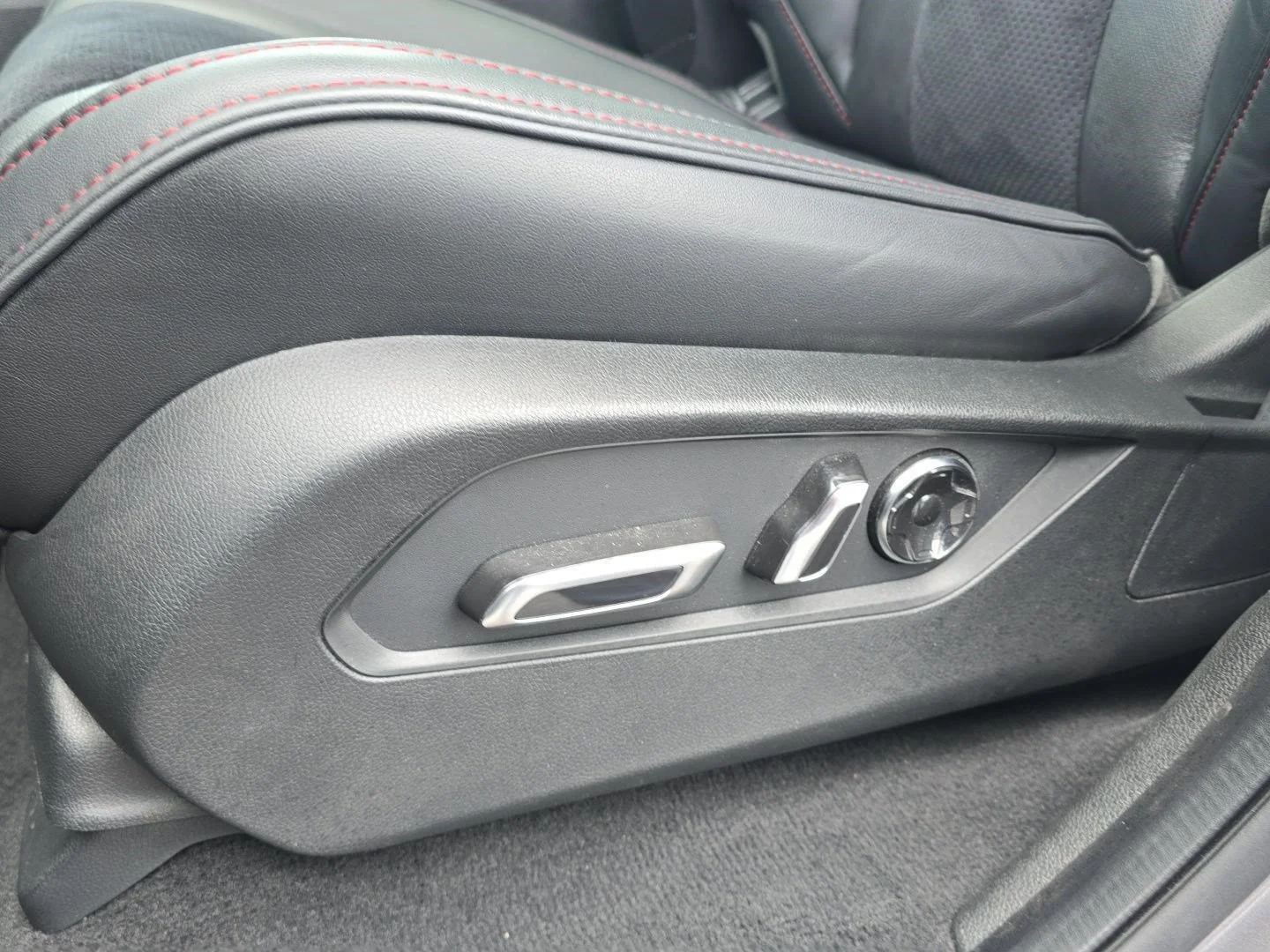 Used 2025 Liquid Carbon Metallic Acura SH-AWD A-SPEC image 55