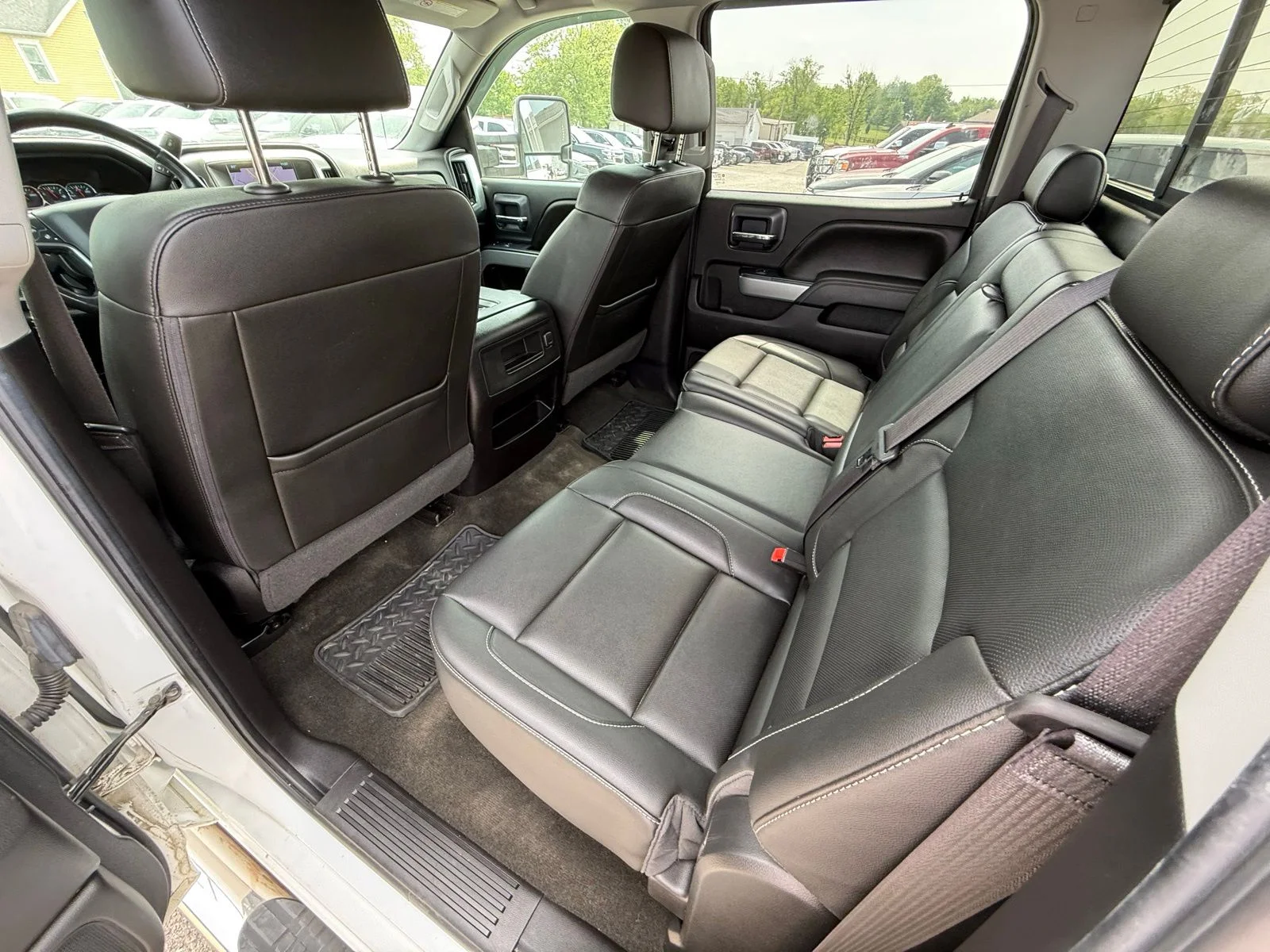 Used 2016 White Chevrolet LTZ image 24