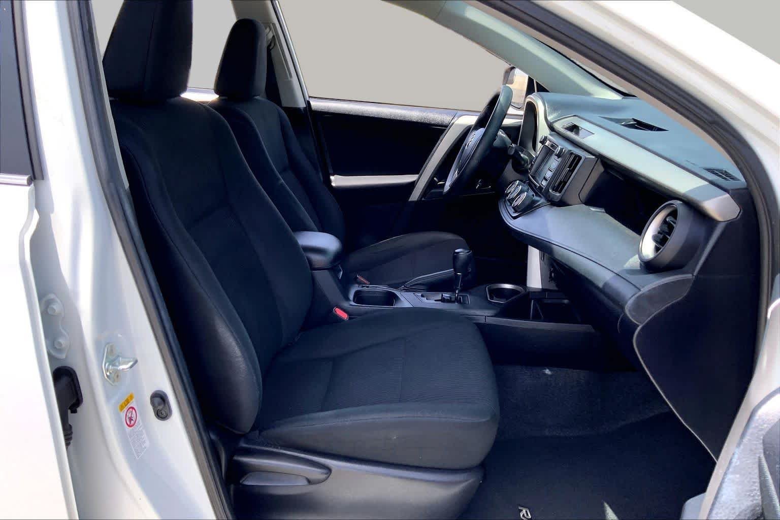 Used 2016 Super White Toyota LE image 9