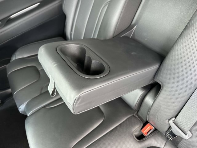 Used 2025 Hyper White Hyundai SEL Premium image 18