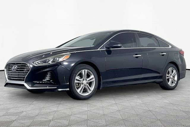 Used 2018 Black Hyundai SEL image 1