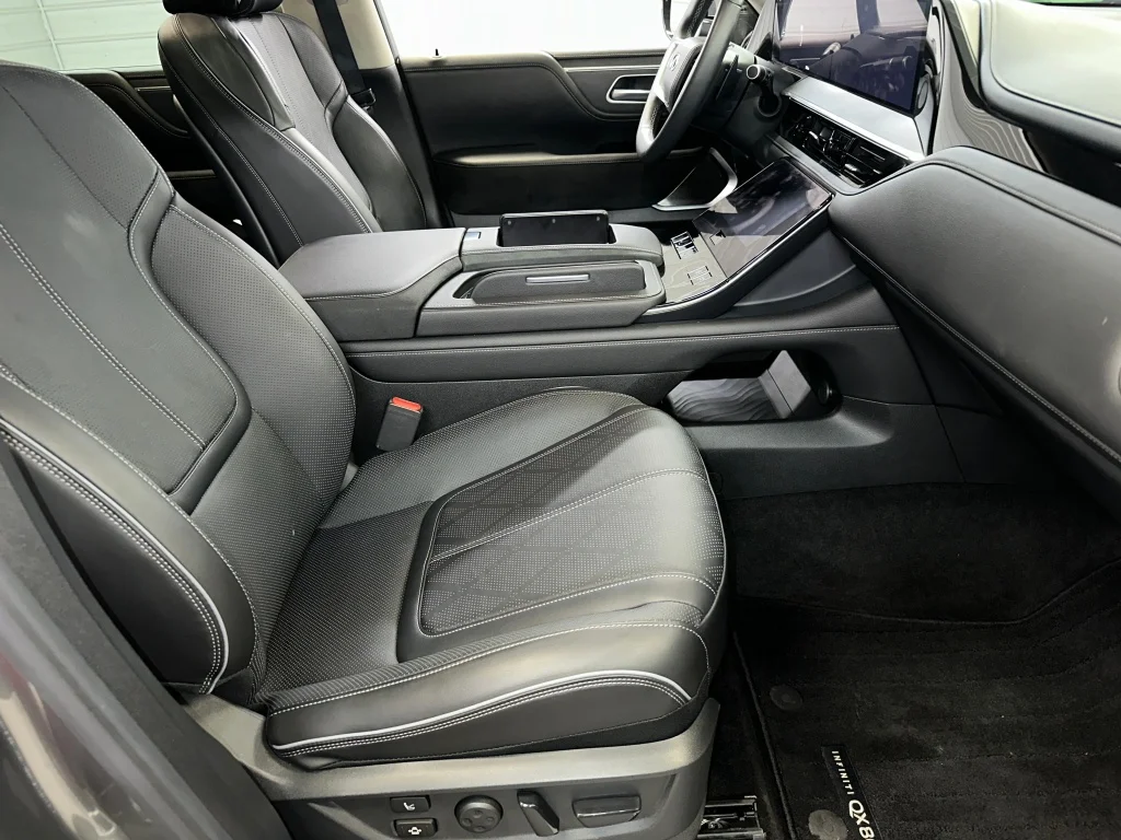 Certified Used 2025 Dynamic Metal INFINITI SENSORY image 36