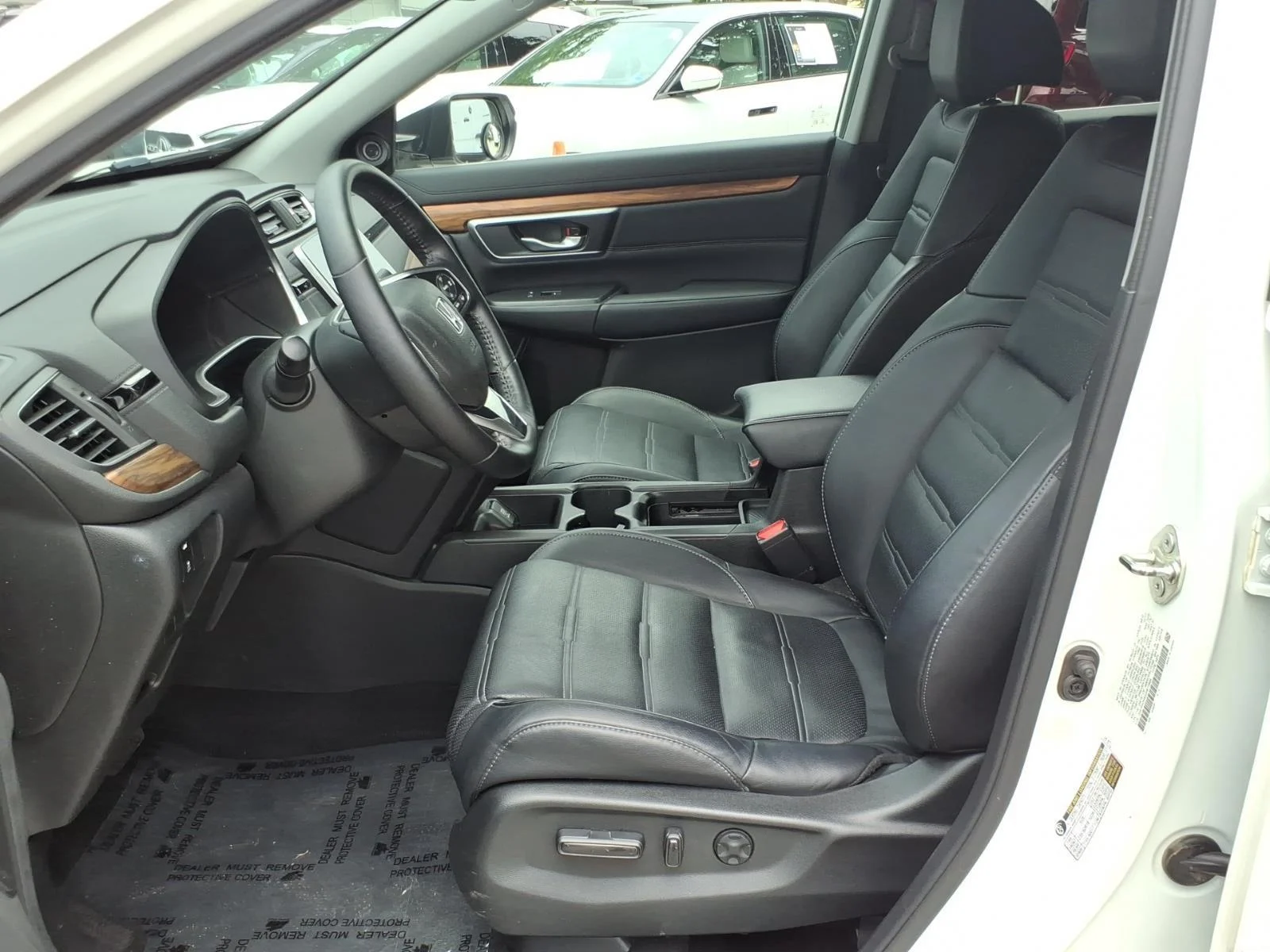 Used 2018 White Diamond Pearl Honda Touring image 12