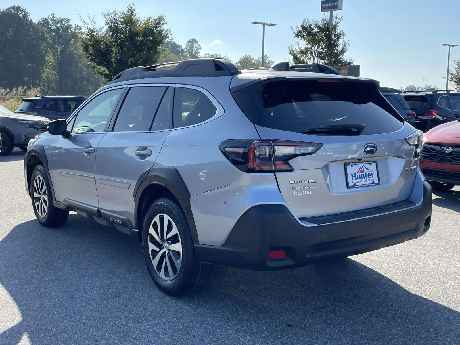 Used 2024 Ice Silver Metallic Subaru Premium image 25