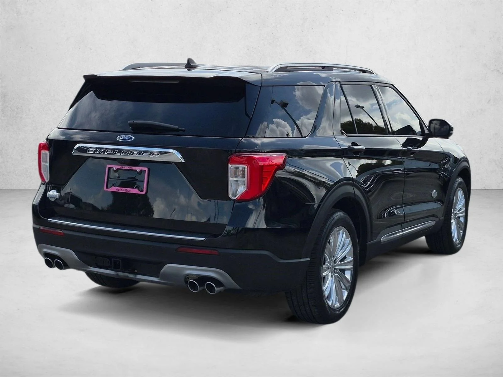 Used 2023 Agate Black Metallic Ford King Ranch image 5