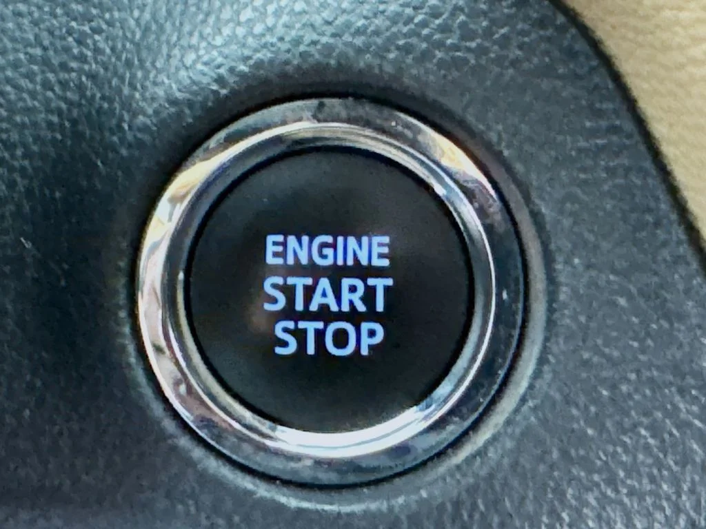 Used 2025  Toyota XLE image 18