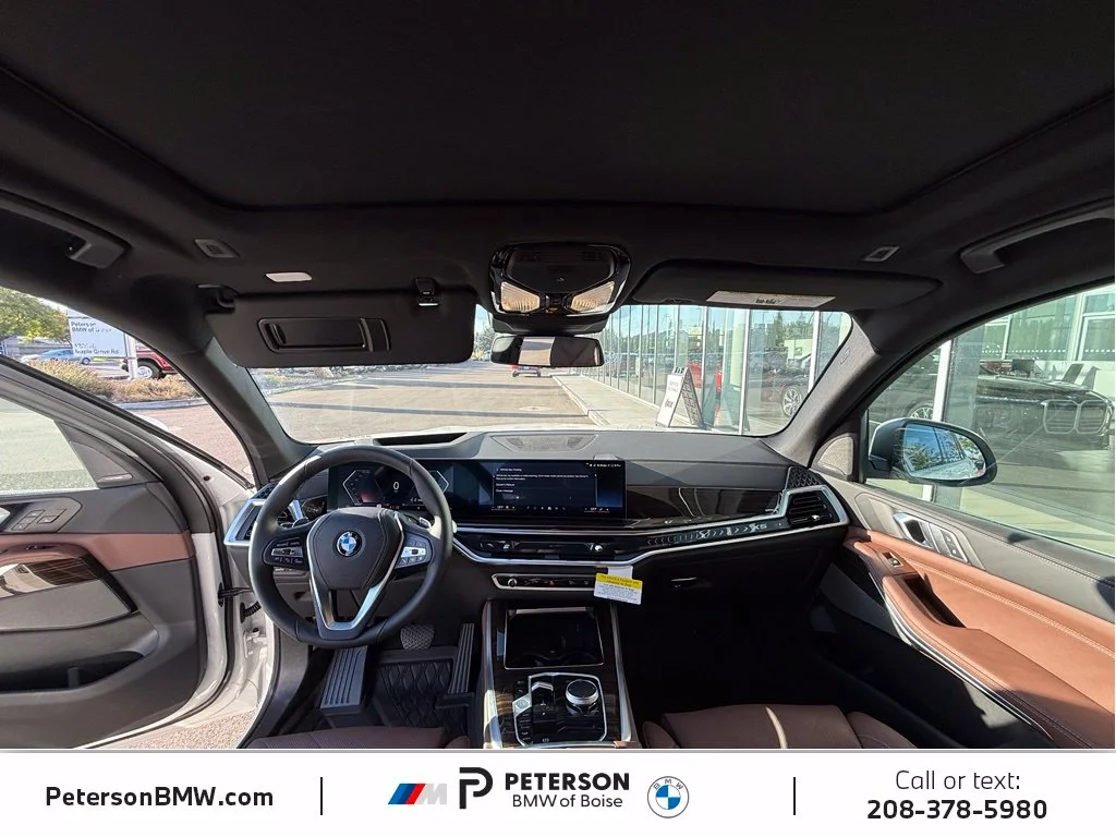 New 2026 White BMW xDrive40i image 22
