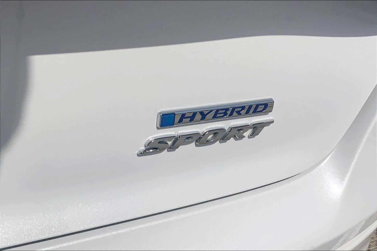 Used 2024 Platinum White Pearl Honda Sport image 10
