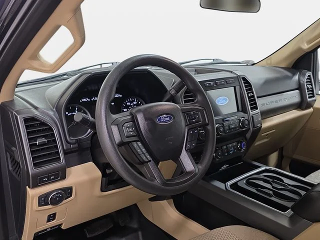 Used 2020 Black Metallic Ford XLT image 16