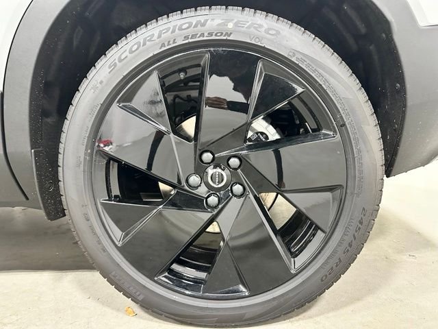 New 2026 Gray Volvo B5 Ultra Black Edition image 23