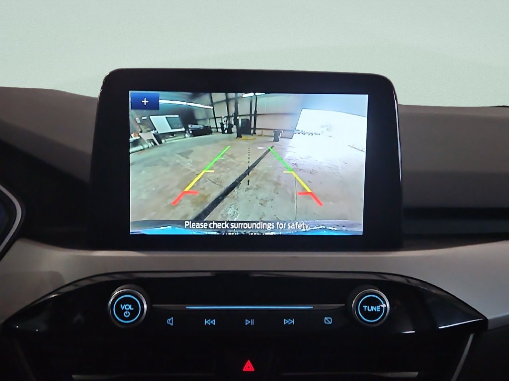 Used 2022 Gray Ford SE image 17