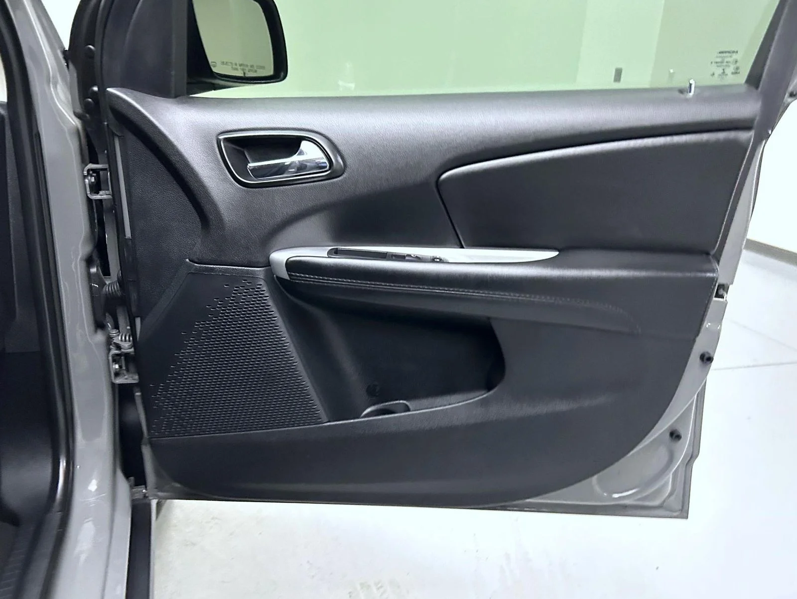 Used 2020 Gray Dodge SE image 16