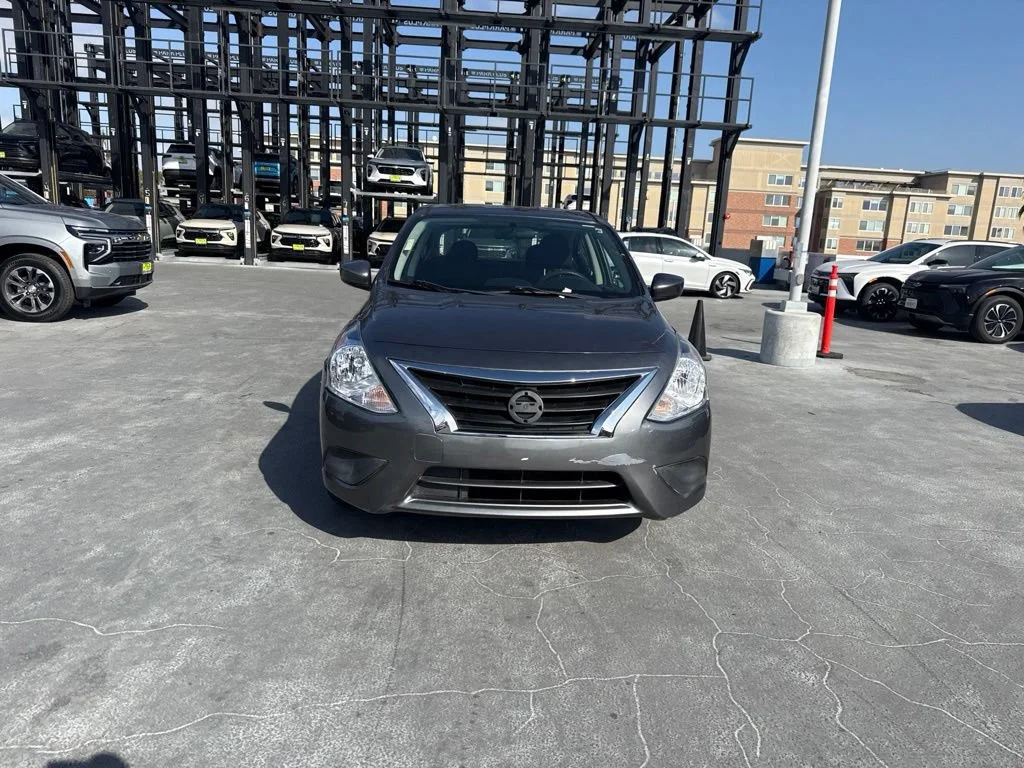 Used 2018  Nissan S Plus image 2