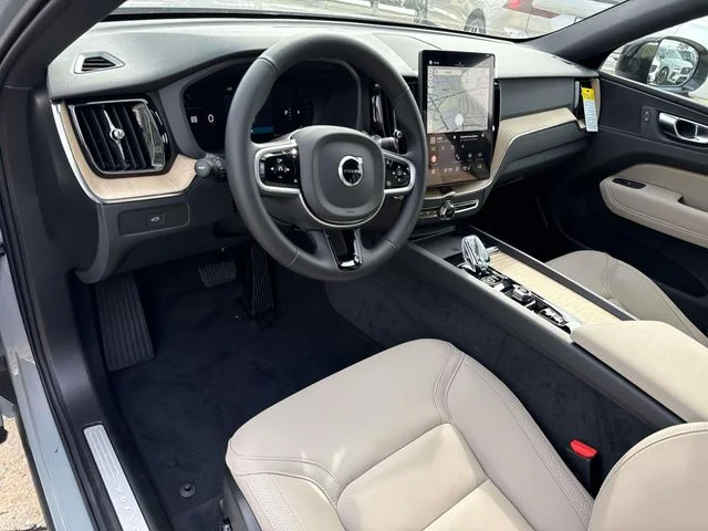 New 2026 Vapour Grey Volvo Plus image 23