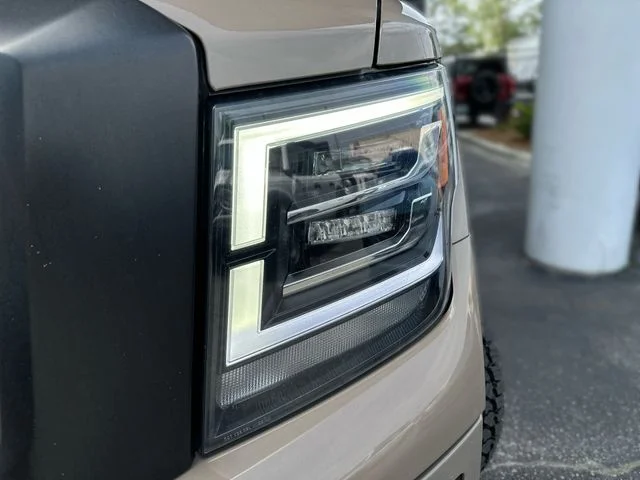 Used 2021 Beige Nissan PRO-4X image 9