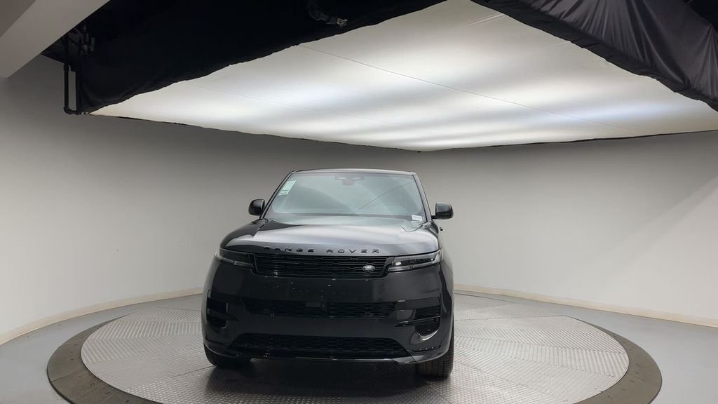 Used 2025 Carpathian Gray Premium Metallic Land Rover Autobiography image 3