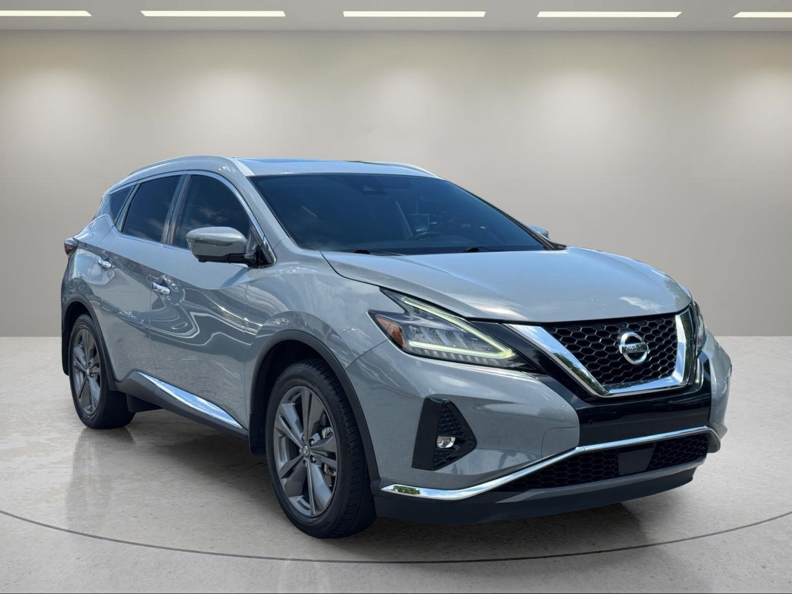 Used 2022 Boulder Gray Pearl Nissan Platinum image 7