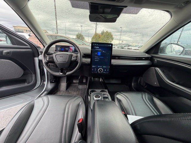 Used 2023 White Metallic Ford Premium image 14
