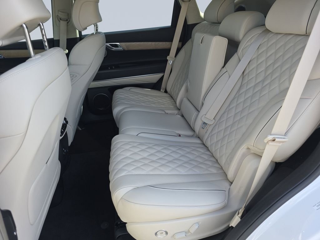 Used 2024 Uyuni White Genesis 3.5T image 31