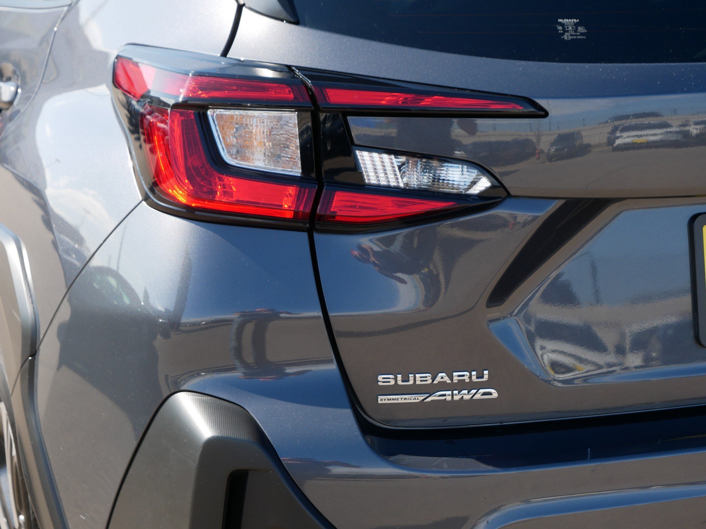 Used 2025 Magnetite Gray Metallic Subaru Premium image 17