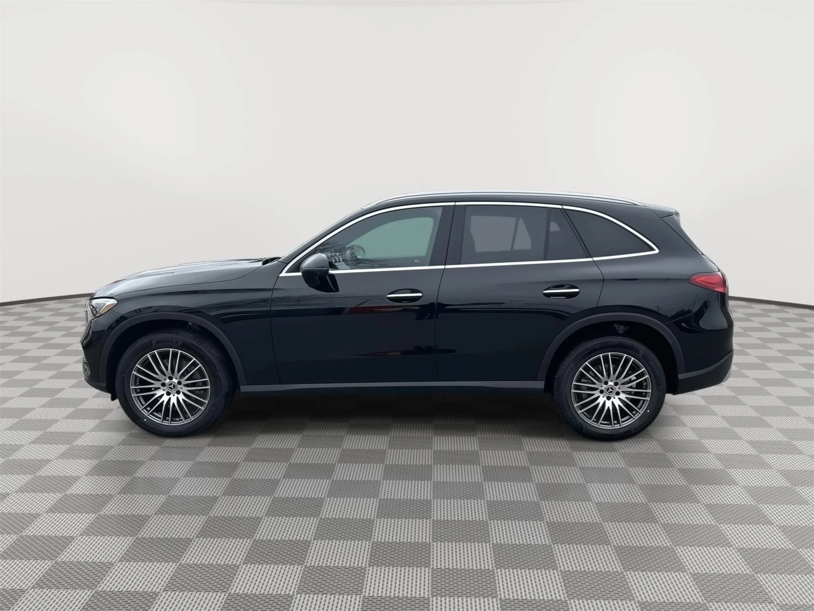 New 2026 Black Mercedes-Benz GLC 300 image 6