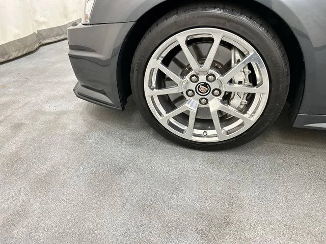 Used 2013 Gray Cadillac Base image 5