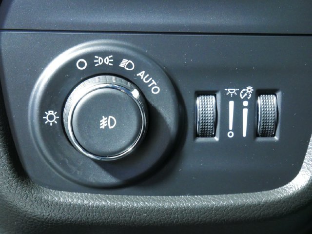 Used 2023 Black Jeep Limited image 25