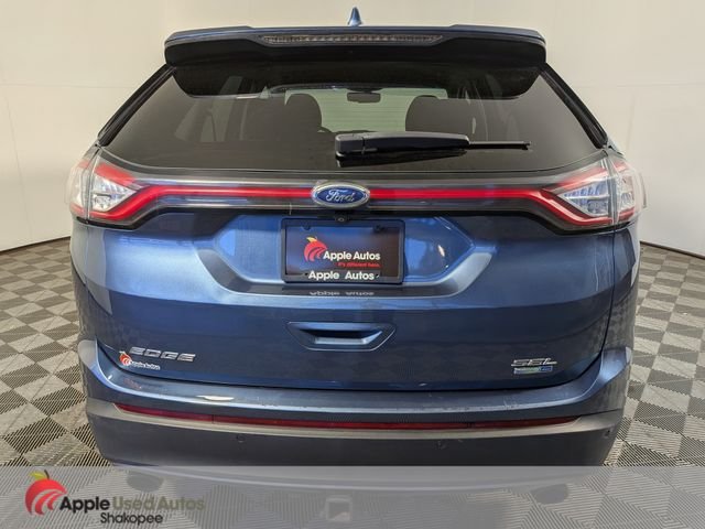 Used 2018 Blue Ford SEL image 6
