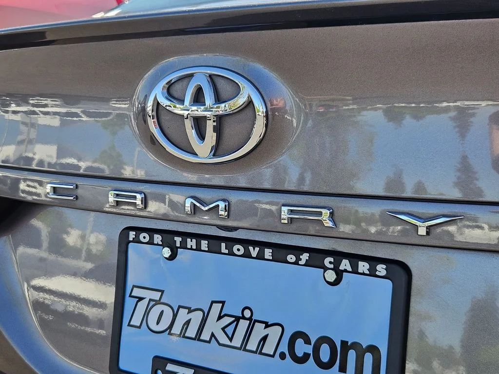Used 2024 Predawn Gray Mica Toyota SE image 28