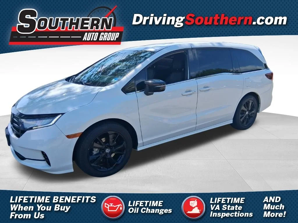 2023 Honda Odyssey SPORT's photo