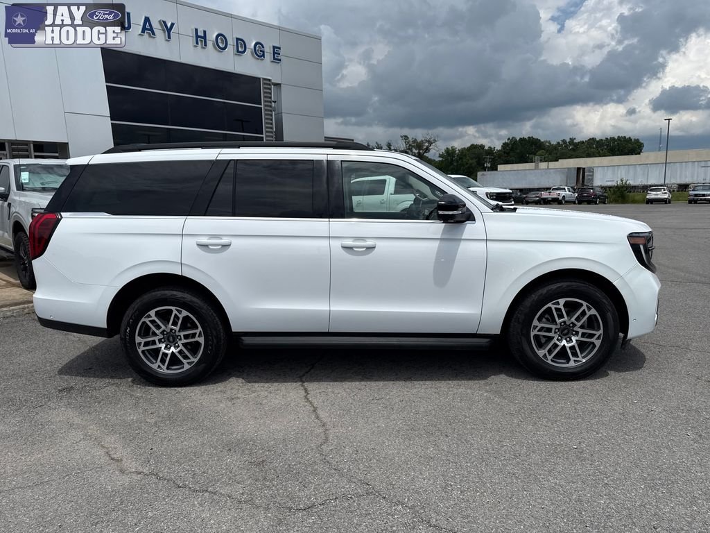 Used 2025 White Ford Active image 9