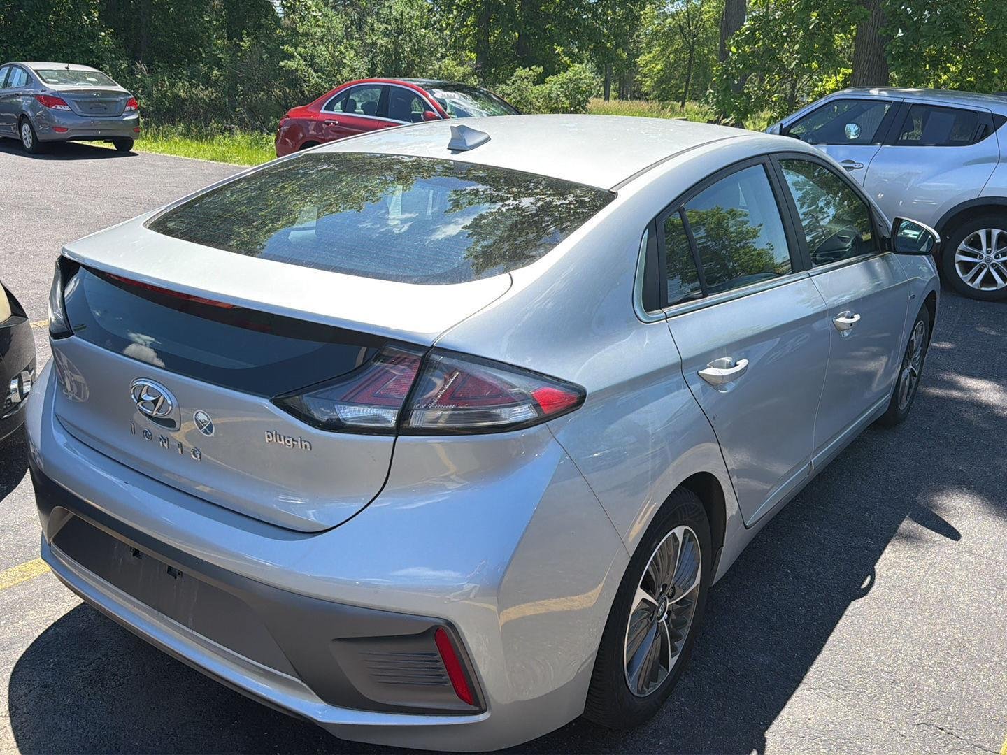 Used 2020 Stellar Silver Hyundai SEL image 6