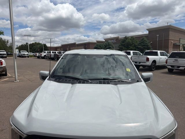 Used 2023 Gray Ford LARIAT image 9
