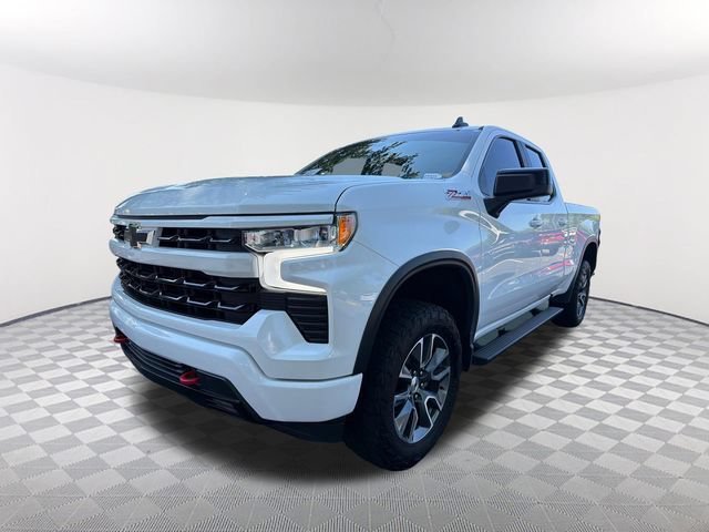 Used 2023 SUMMIT WHITE Chevrolet RST image 1