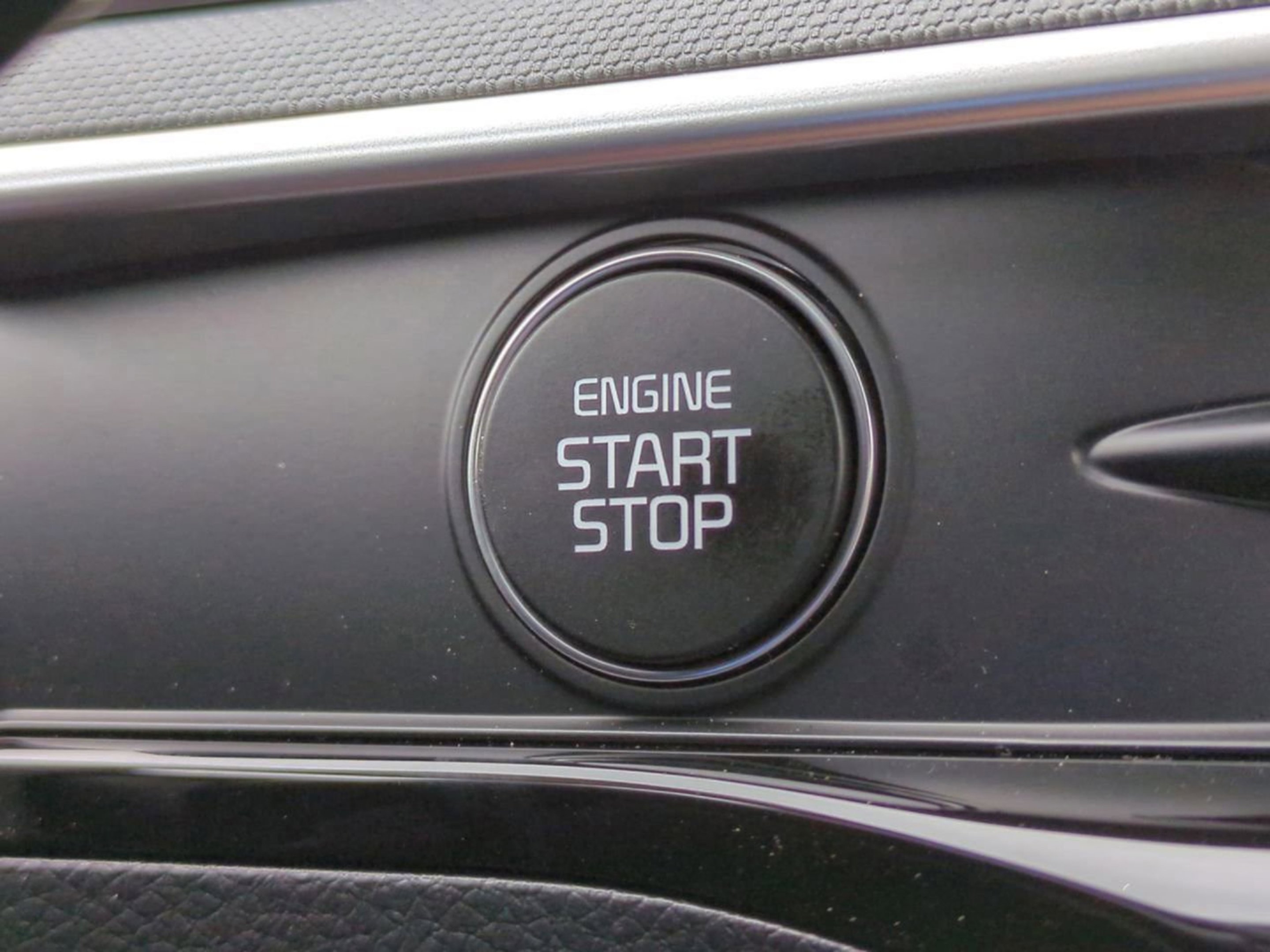 New 2026 Snow White Pearl Kia LXS FWD image 24