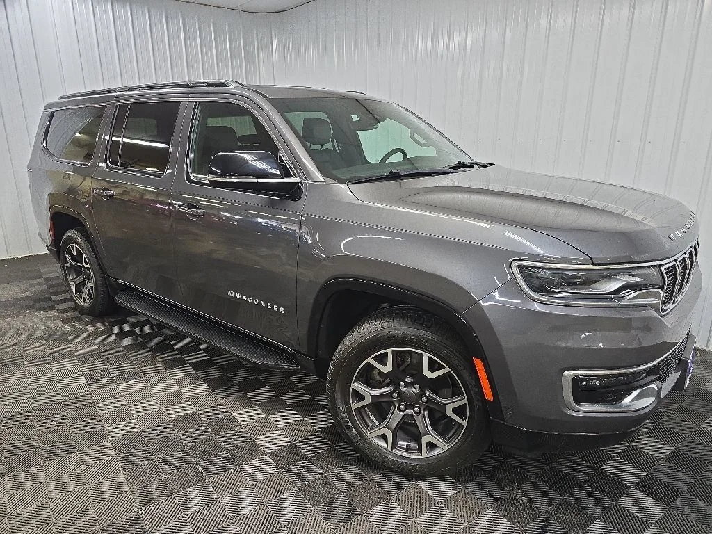 Used 2023 Gray Jeep Series III image 7