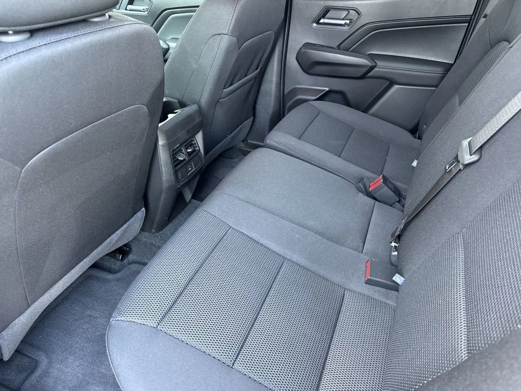 2026 GMC Canyon Elevation - Photo 11