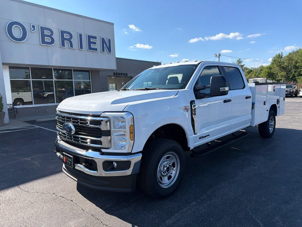 New 2026 Oxford White Ford F-350® XL image 1