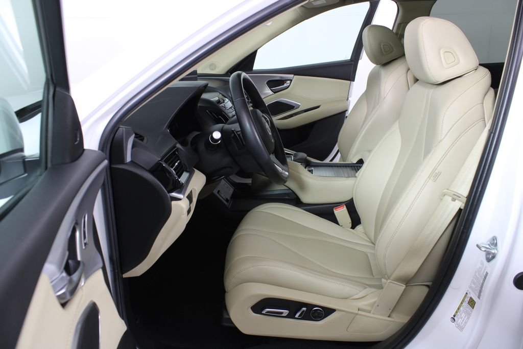 Used 2024 White Acura Base image 22