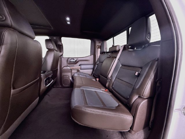Used 2022 WHITE FROST TRICOAT GMC Denali image 28