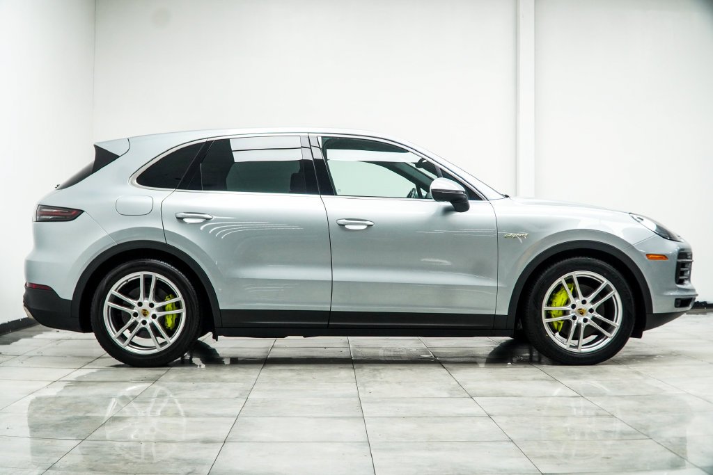 Used 2023 Silver Porsche Base image 10