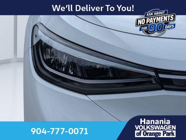 Used 2025 White Volkswagen Pro image 9