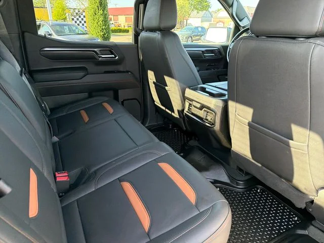 Used 2022 Silver GMC AT4 image 27