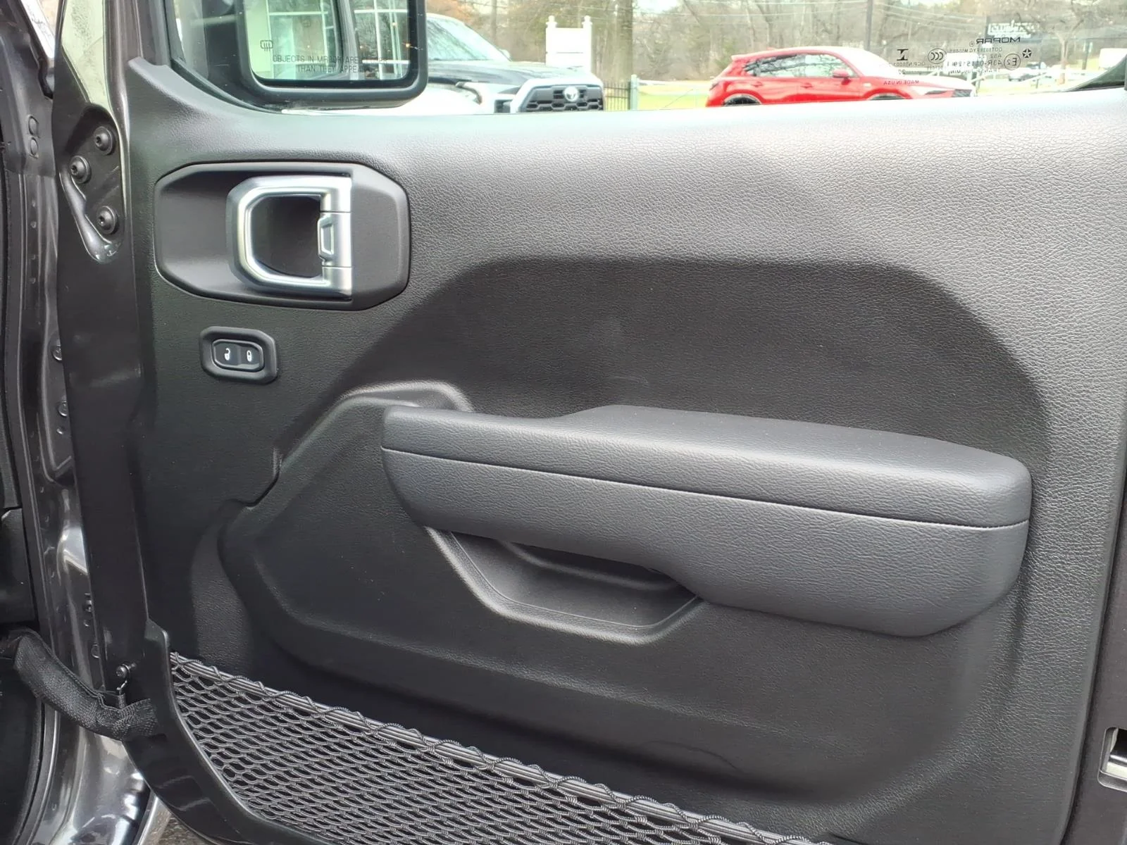 Used 2022 Sting-Gray Clear Coat Jeep Sport S image 11