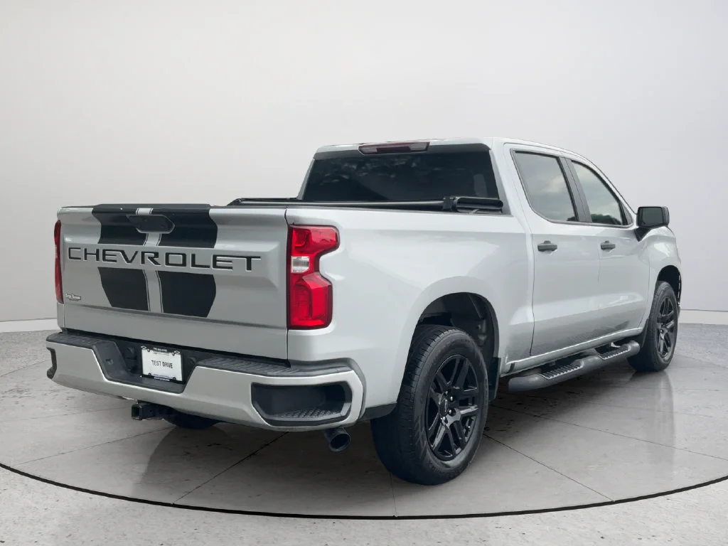 2022 Chevrolet Silverado 1500 Limited Custom - Photo 6