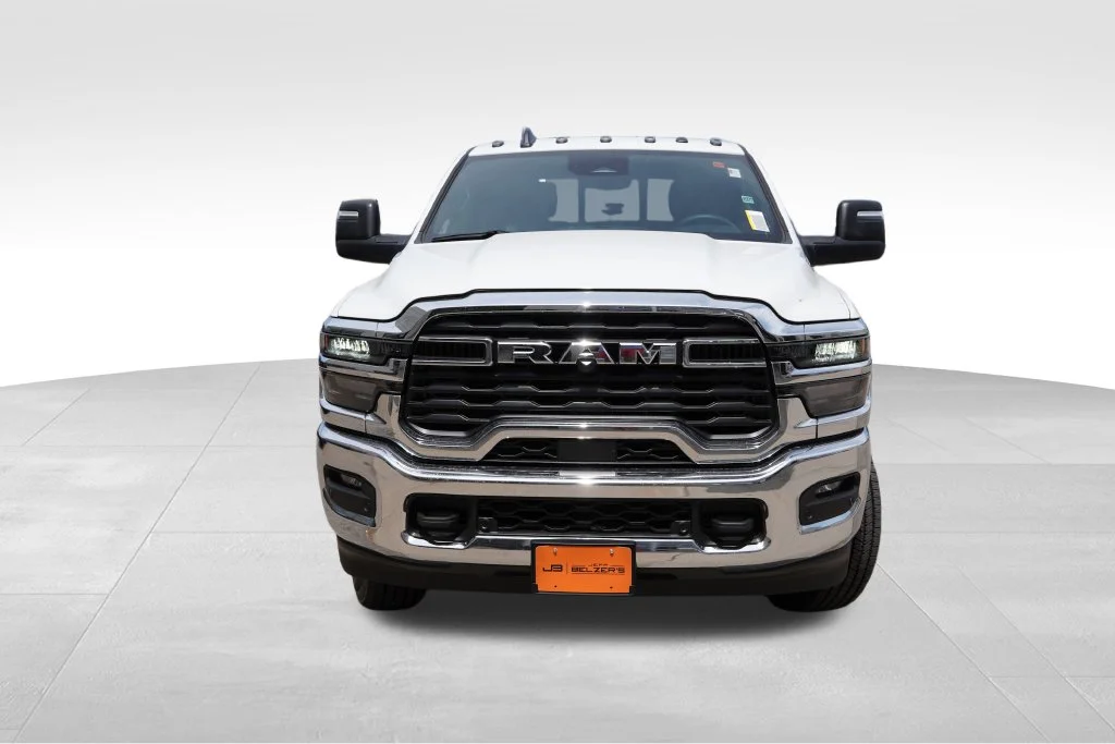 New 2026 Bright White Clear-Coat Exterior Paint RAM Tradesman image 8